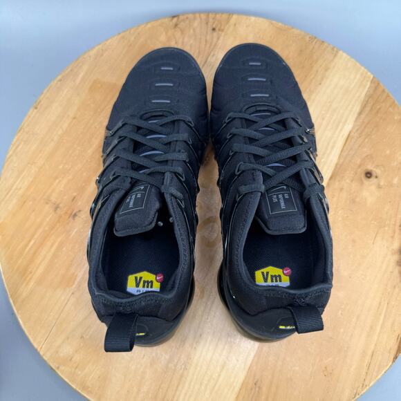 Mens 7 / 8.5W - Nike Air Max Vapormax Plus Shoes Triple Black 924453-004 NEW - Picture 5 of 9